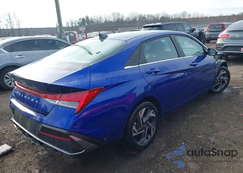 2024 Hyundai Elantra Sel z USA, uszkodzony, nr VIN KMHLS4DG9RU760192